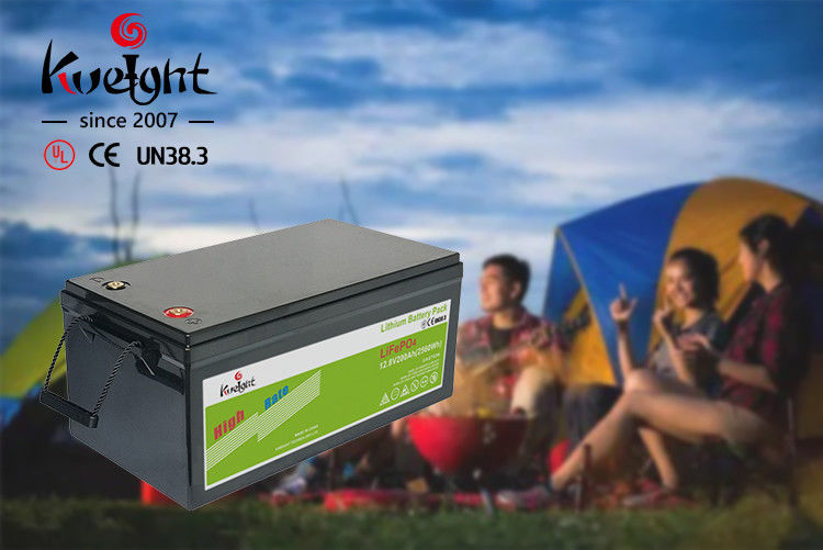 12.8v 200ah 12V LiFePO4 Baterai IP65 baterai dengan siklus hidup tinggi Untuk Sistem Rumah Surya
